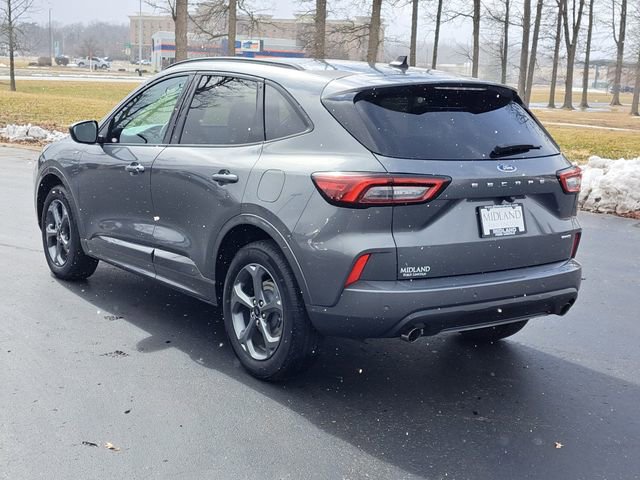 Certified 2024 Ford Escape ST-Line w/ Tech Pack #1 image 4