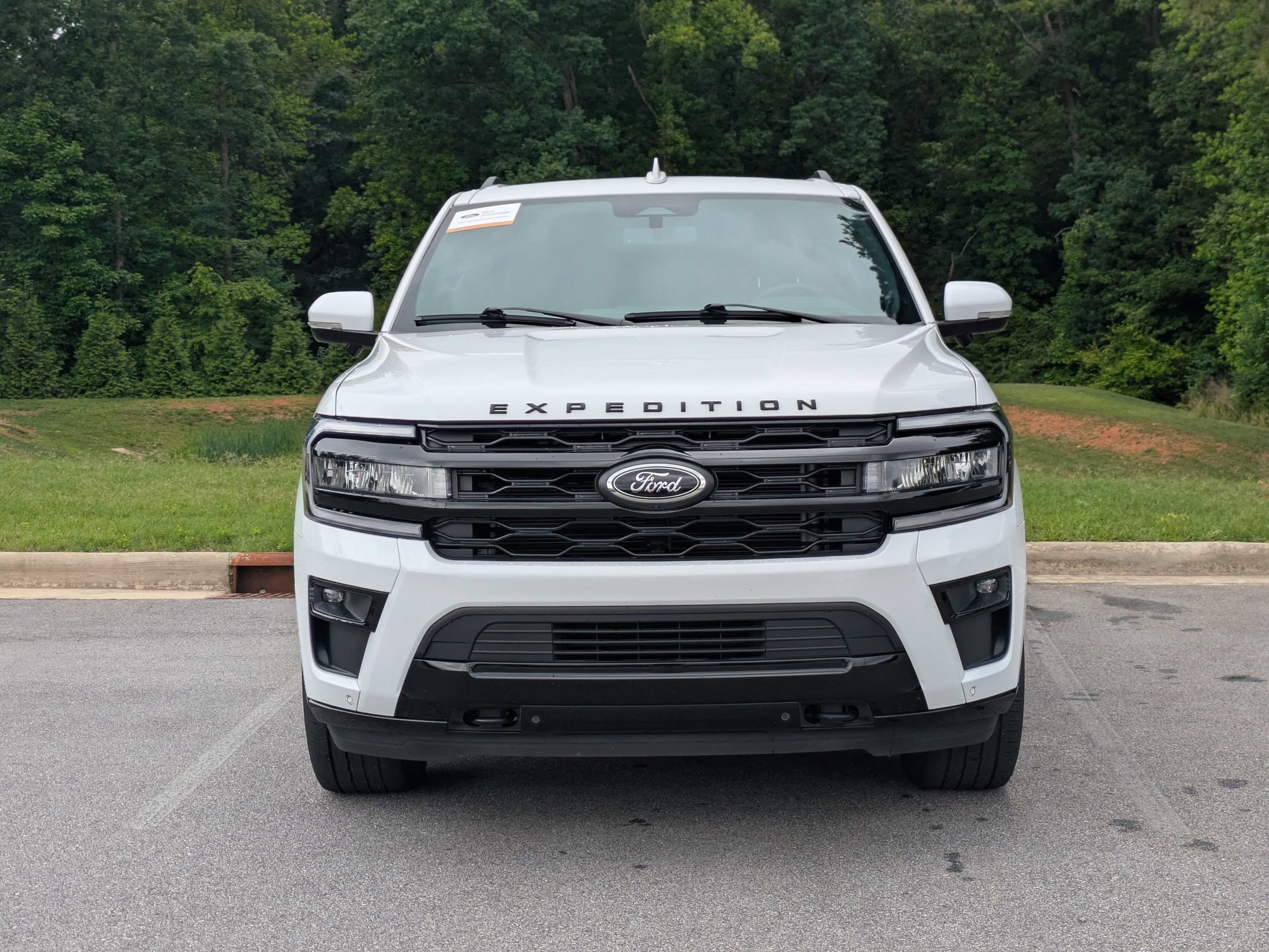 Certified 2023 Ford Expedition Limited AWD/4WD image 7