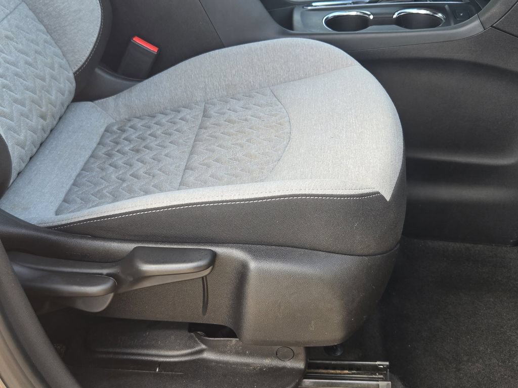 Used 2023 Chevrolet Equinox LT AWD/4WD image 24