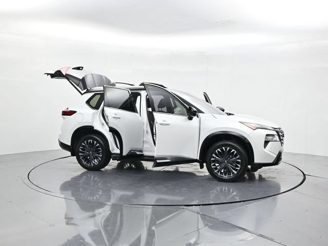 Used 2025 Nissan Rogue Platinum w/ Platinum Premium Package FWD image 54