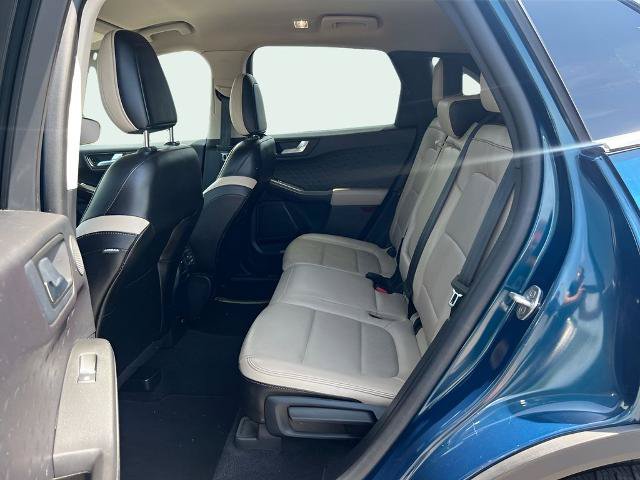 Certified 2020 Ford Escape Titanium AWD/4WD image 11