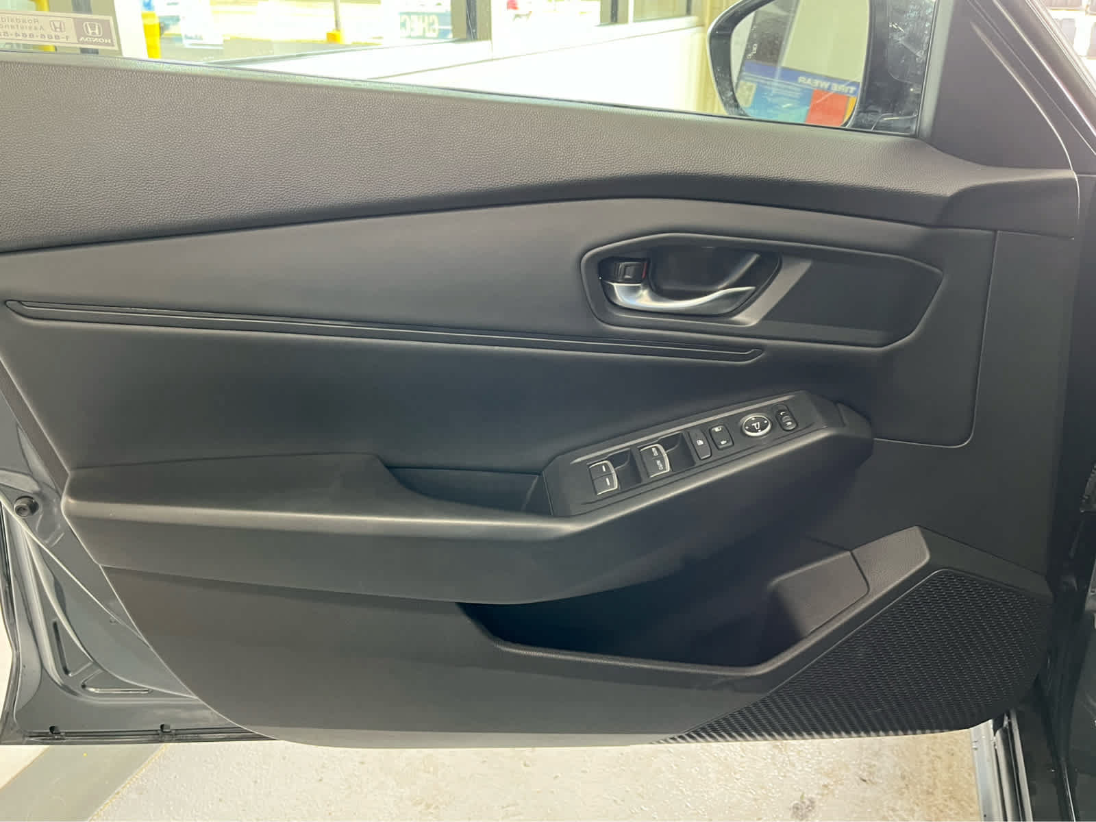 Used 2023 Honda Accord EX image 19