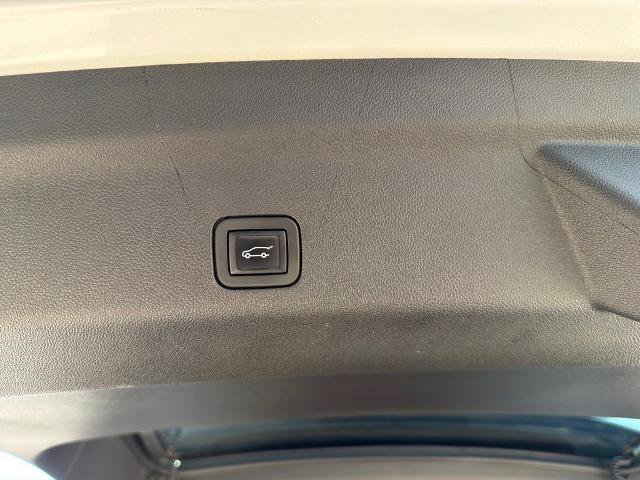 Used 2021 Chevrolet Tahoe High Country AWD/4WD image 21