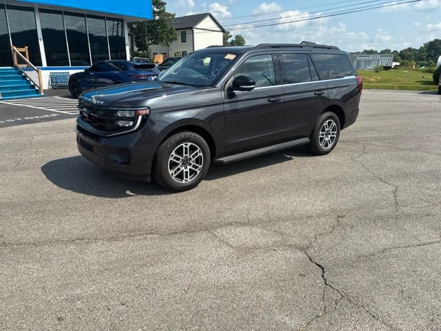 Certified 2025 Ford Expedition Active AWD/4WD image 15