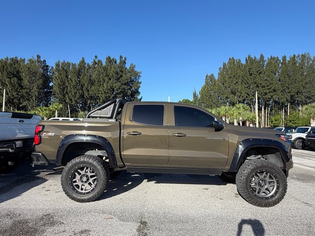 Used 2024 Chevrolet Colorado Z71 w/ Z71 Convenience Package 2 AWD/4WD image 12