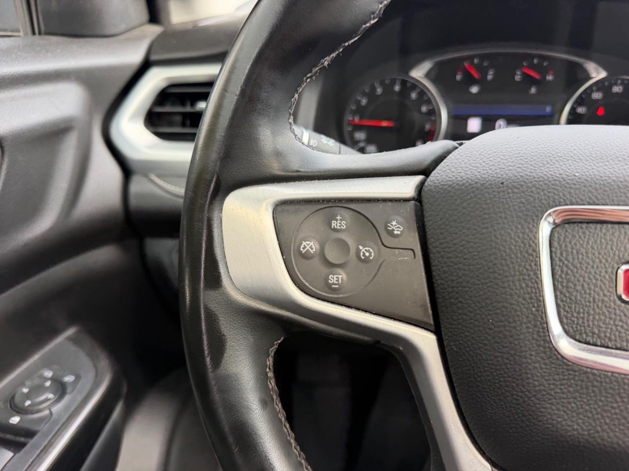 Used 2023 GMC Acadia SLT w/ Elevation Edition AWD/4WD image 16