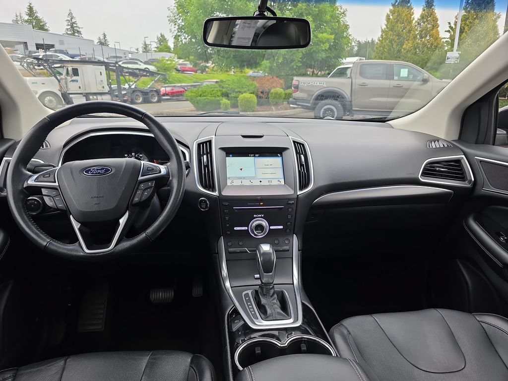 Certified 2017 Ford Edge Titanium w/ Equipment Group 301A FWD image 6
