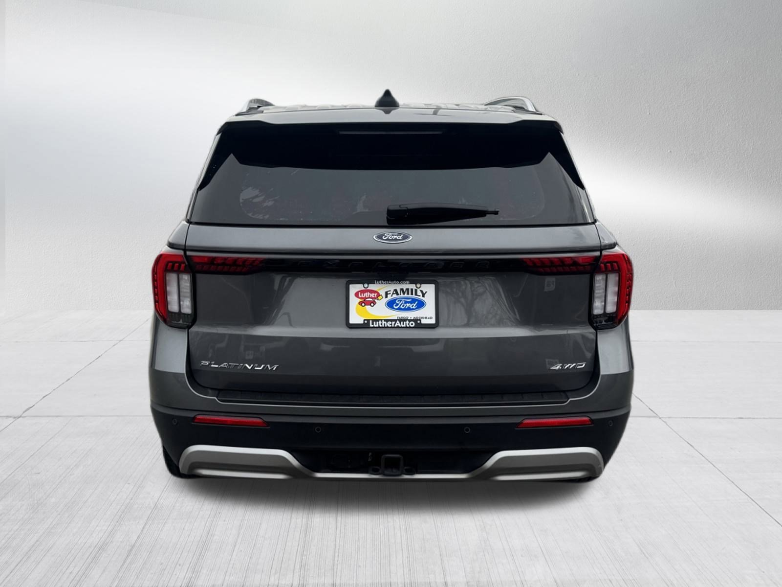 Certified 2025 Ford Explorer Platinum w/ LUX Leather Package image 4