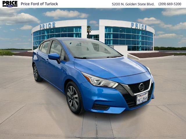 Used 2022 Nissan Versa SV image 5