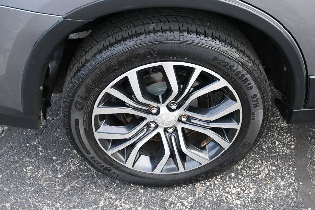 Used 2018 Mitsubishi Outlander ES FWD image 15