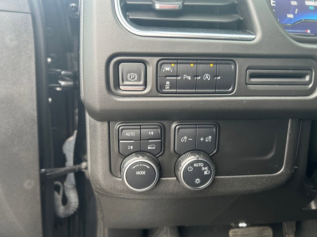 Used 2023 Chevrolet Tahoe LT image 17