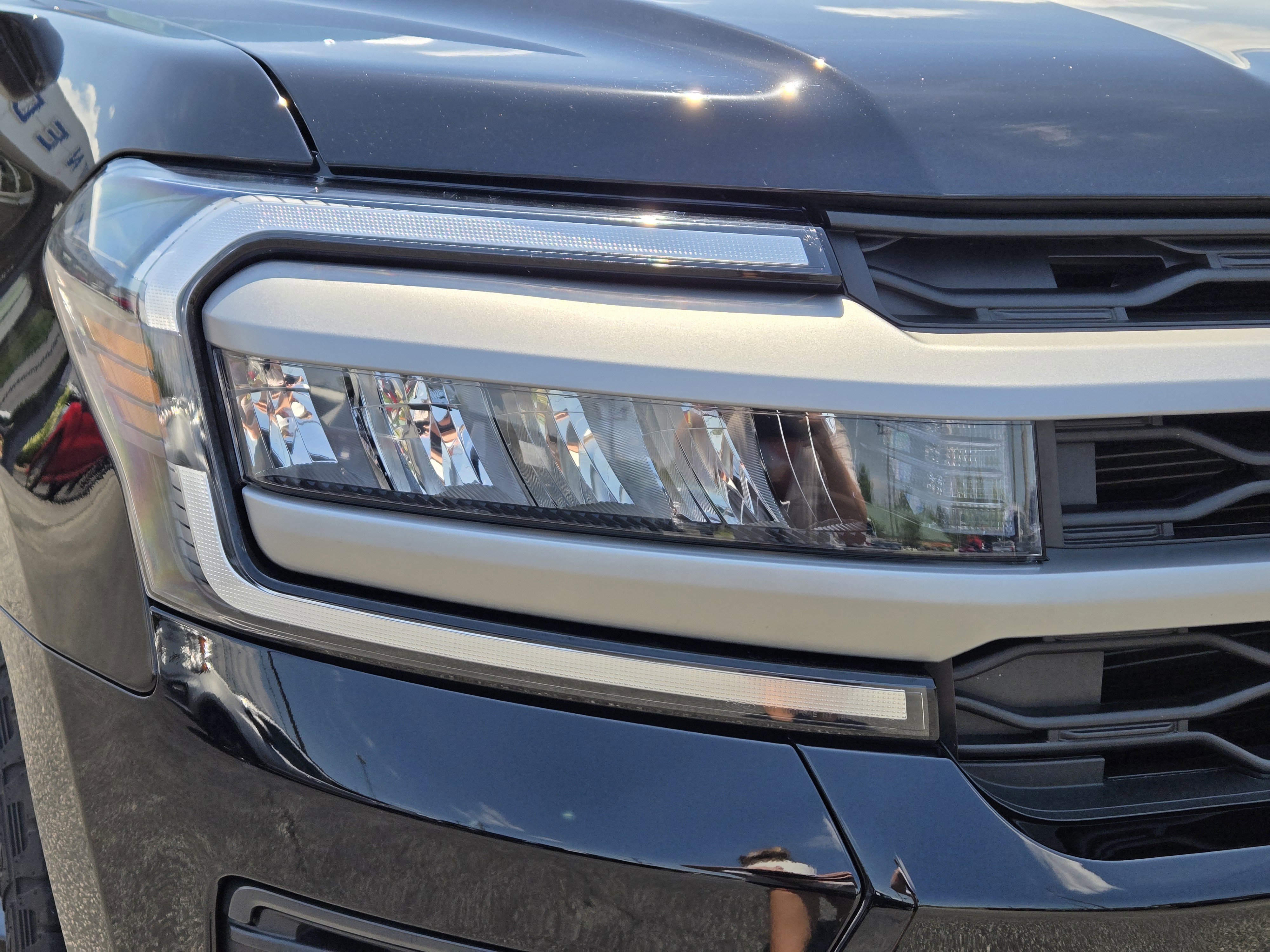Certified 2024 Ford Expedition Max XLT RWD image 4