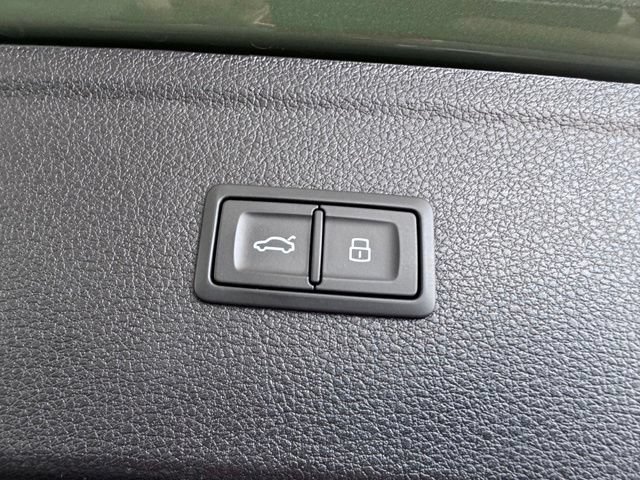 Used 2023 Audi Q5 e Prestige w/ Prestige Package AWD/4WD image 25