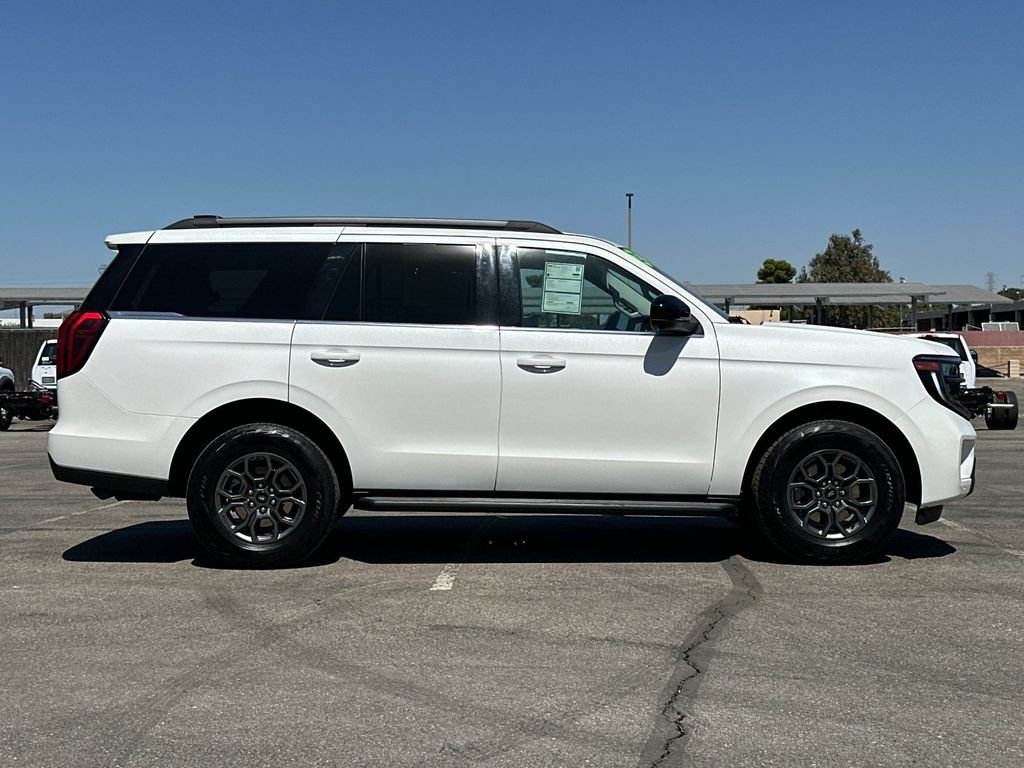Certified 2025 Ford Expedition Active RWD image 2