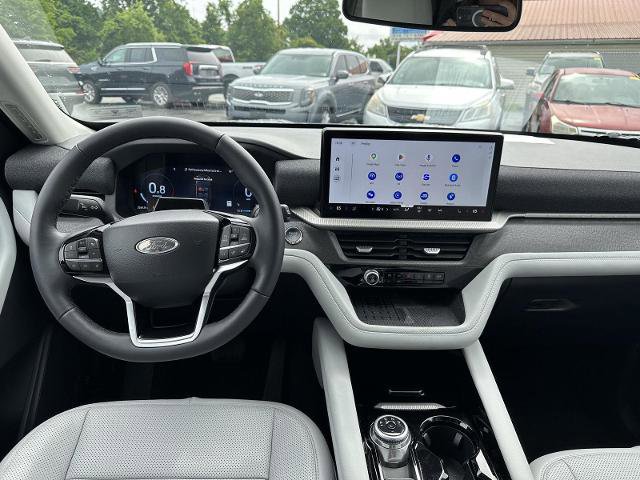 Certified 2025 Ford Explorer Platinum w/ Ultimate Package AWD/4WD image 26