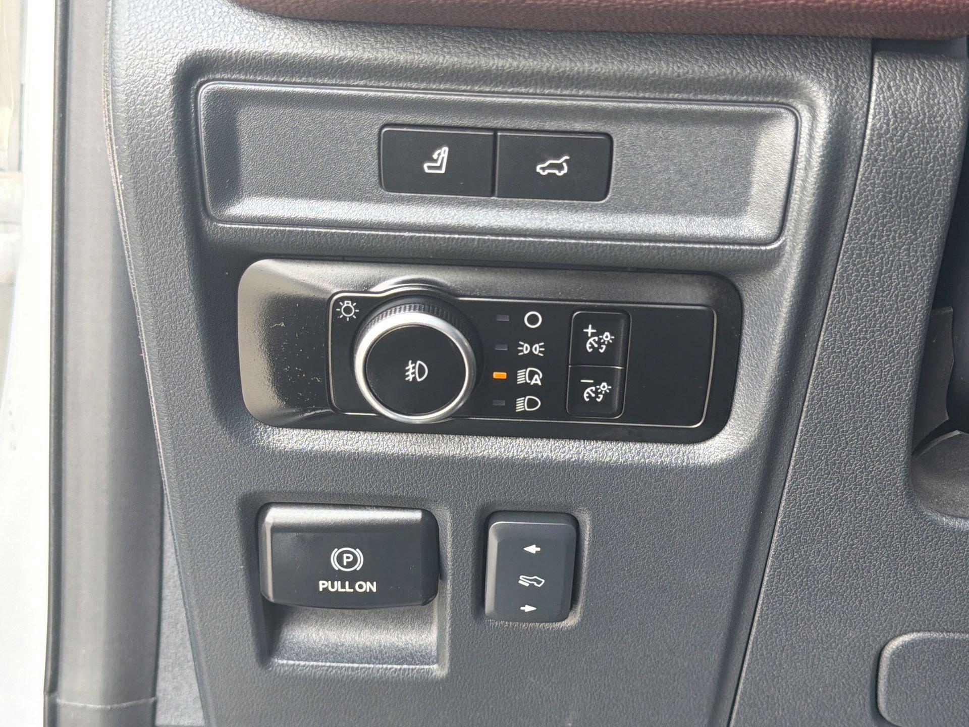 Certified 2024 Ford Expedition Limited AWD/4WD image 29