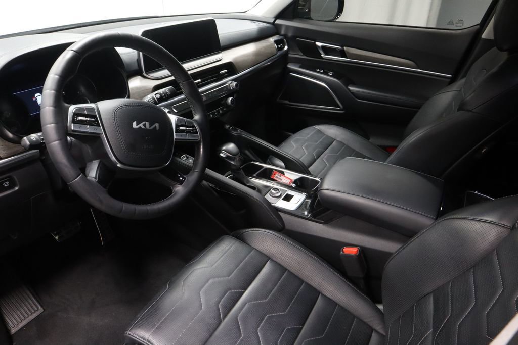 Used 2022 Kia Telluride SX w/ SX Prestige Package image 23