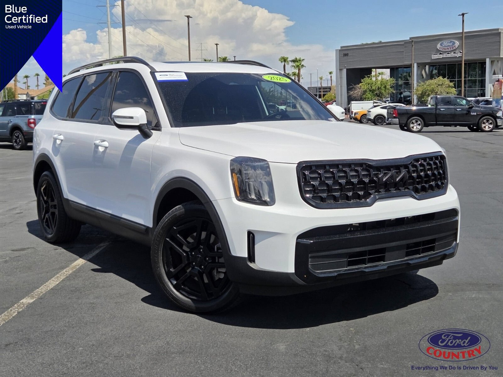 Used 2025 Kia Telluride EX X-Line AWD/4WD image 1
