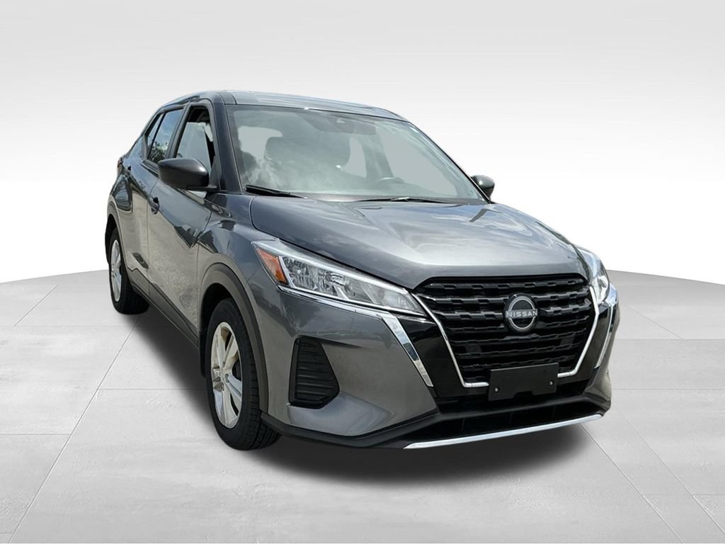 Used 2023 Nissan Kicks S FWD image 10