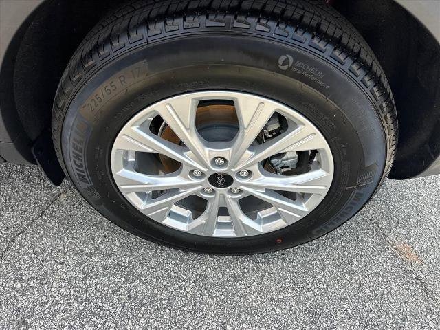 Certified 2025 Ford Escape Active w/ Active Premium Tech Pack FWD image 28