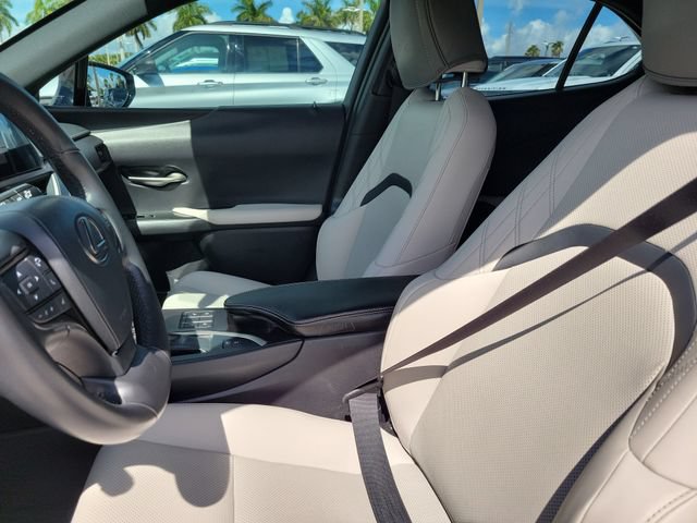 Used 2024 Lexus UX 250h F Sport FWD image 25