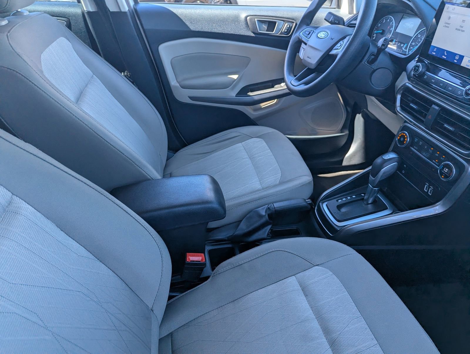 Certified 2022 Ford EcoSport SE w/ SE Convenience Package image 11