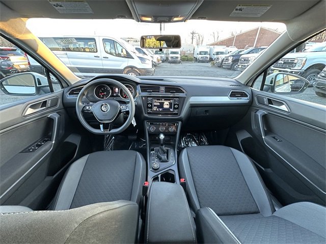 Used 2020 Volkswagen Tiguan S w/ 3rd Row Seat Package image 17
