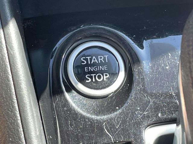 Used 2021 Nissan Kicks S image 19