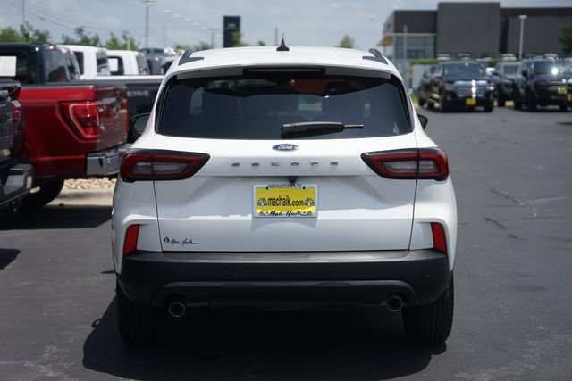 Certified 2025 Ford Escape ST-Line w/ Tech Pack #1 FWD image 7