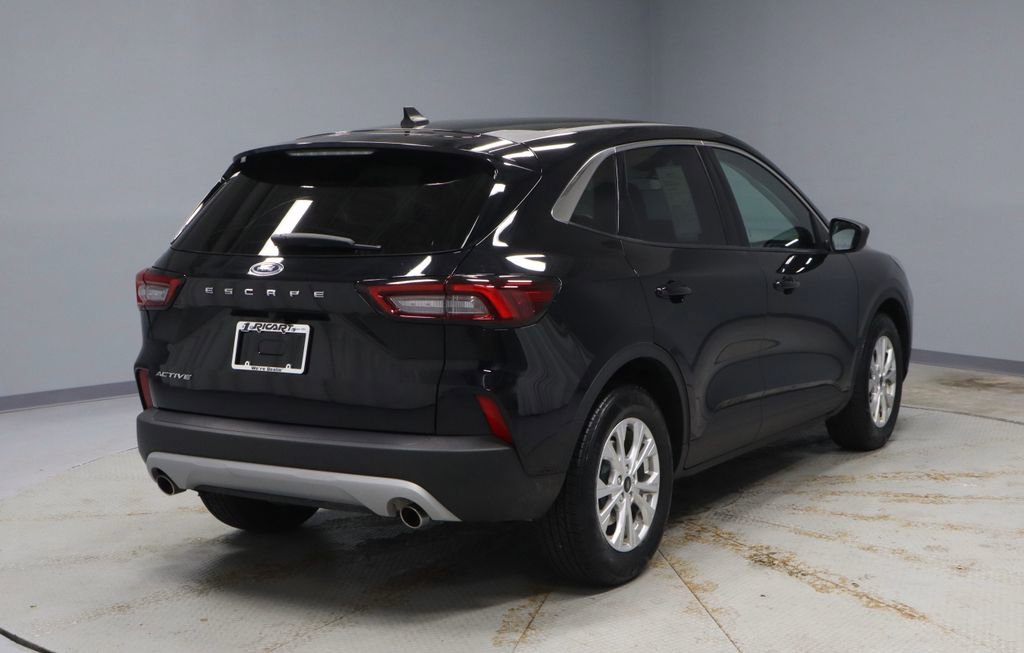 Certified 2023 Ford Escape Active image 10