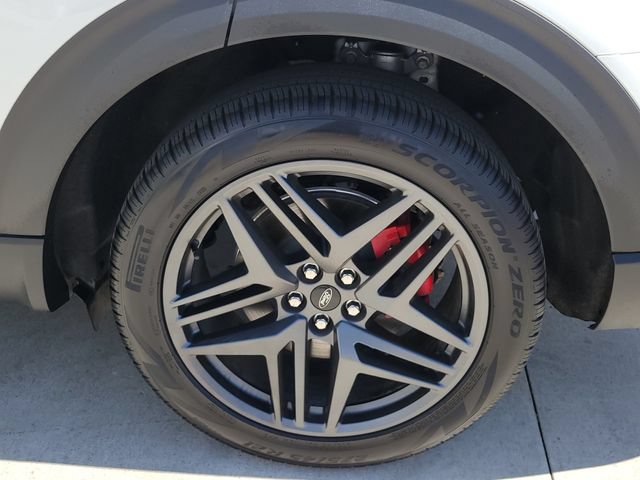 Certified 2025 Ford Explorer ST AWD/4WD image 15