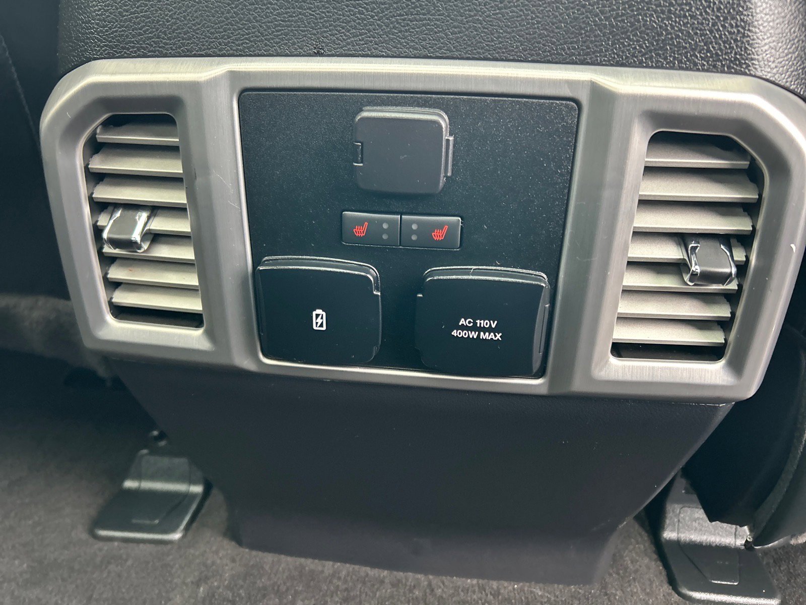 Certified 2019 Ford F150 Platinum w/ Equipment Group 701A Luxury image 21