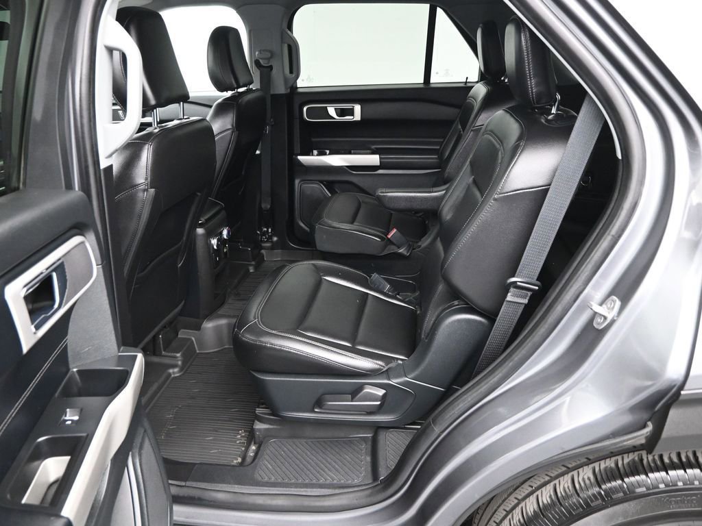 Certified 2021 Ford Explorer XLT image 45