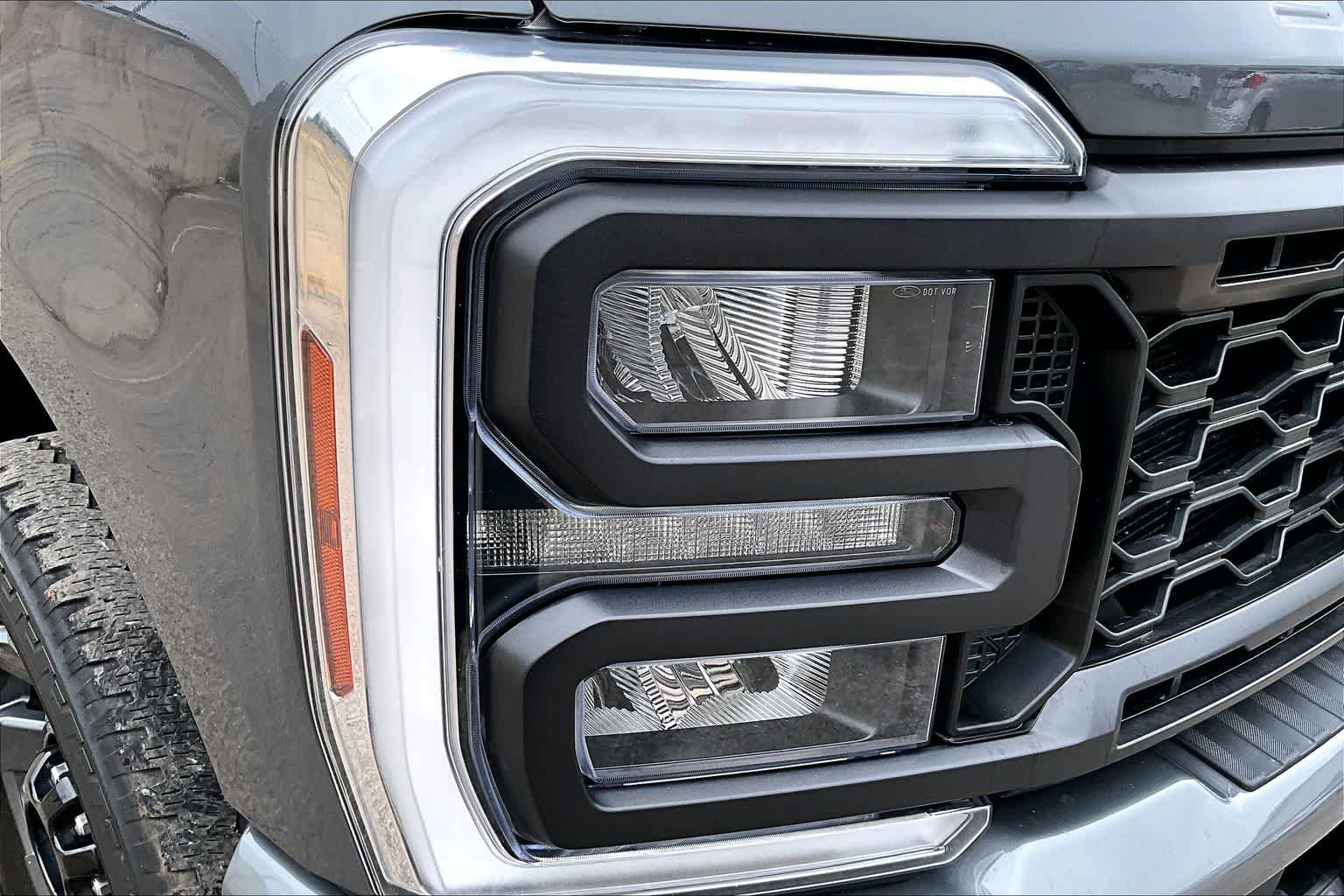 Certified 2024 Ford F250 Lariat w/ Lariat Ultimate Package AWD/4WD image 27