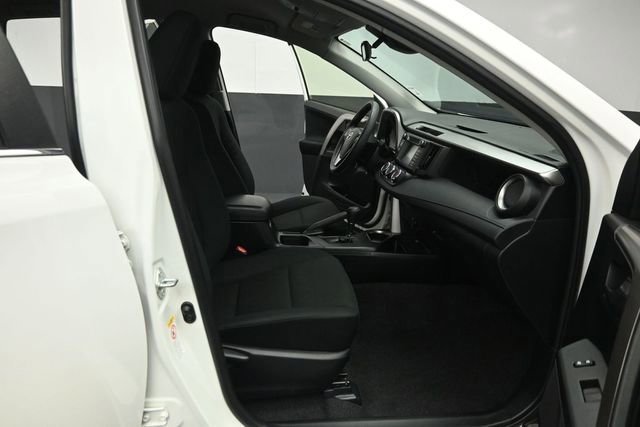 Used 2018 Toyota RAV4 LE w/ All Weather Liner Package AWD/4WD image 42