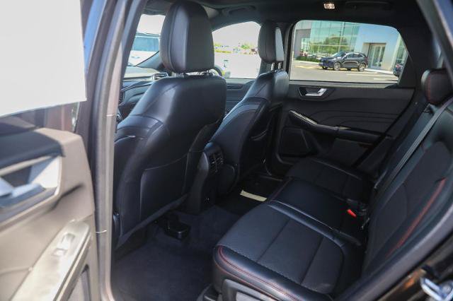 Certified 2023 Ford Escape ST-Line w/ Tech Pack #1 AWD/4WD image 26