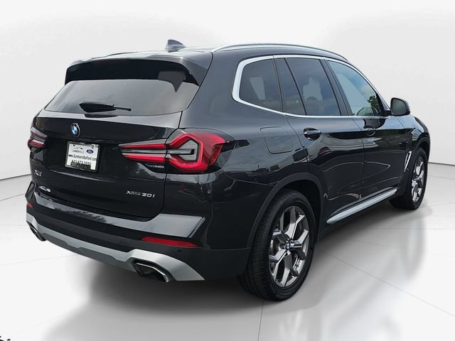 Used 2023 BMW X3 xDrive30i w/ Convenience Package w/ZPA AWD/4WD image 4