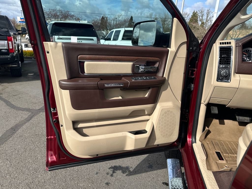 Used 2017 RAM 2500 Laramie w/ Convenience Group image 11