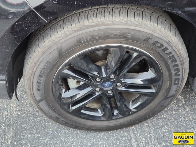 Certified 2020 Ford Edge SEL w/ Convenience Package FWD image 3