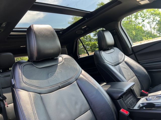 Certified 2023 Ford Explorer ST w/ Equipment Group 401A AWD/4WD image 37