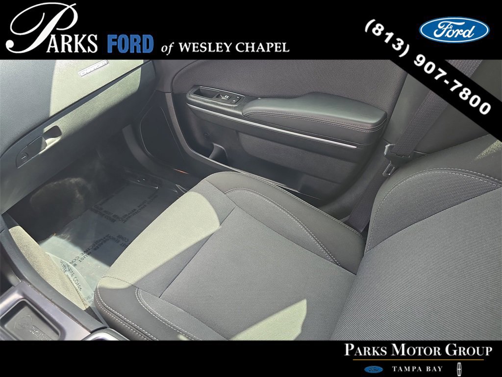 Used 2017 Dodge Charger SE w/ Popular Equipment Group image 13