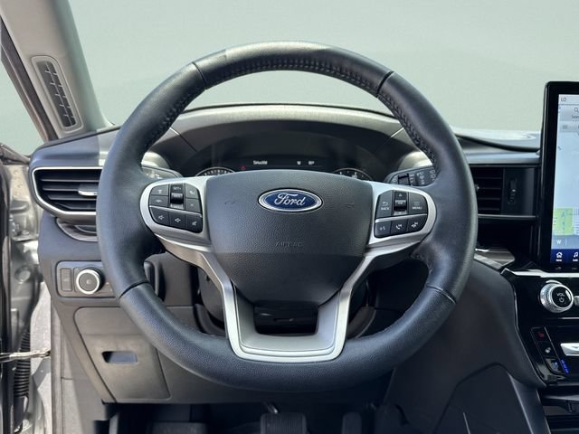 Certified 2024 Ford Explorer Limited w/ Limited Technology Package RWD image 23