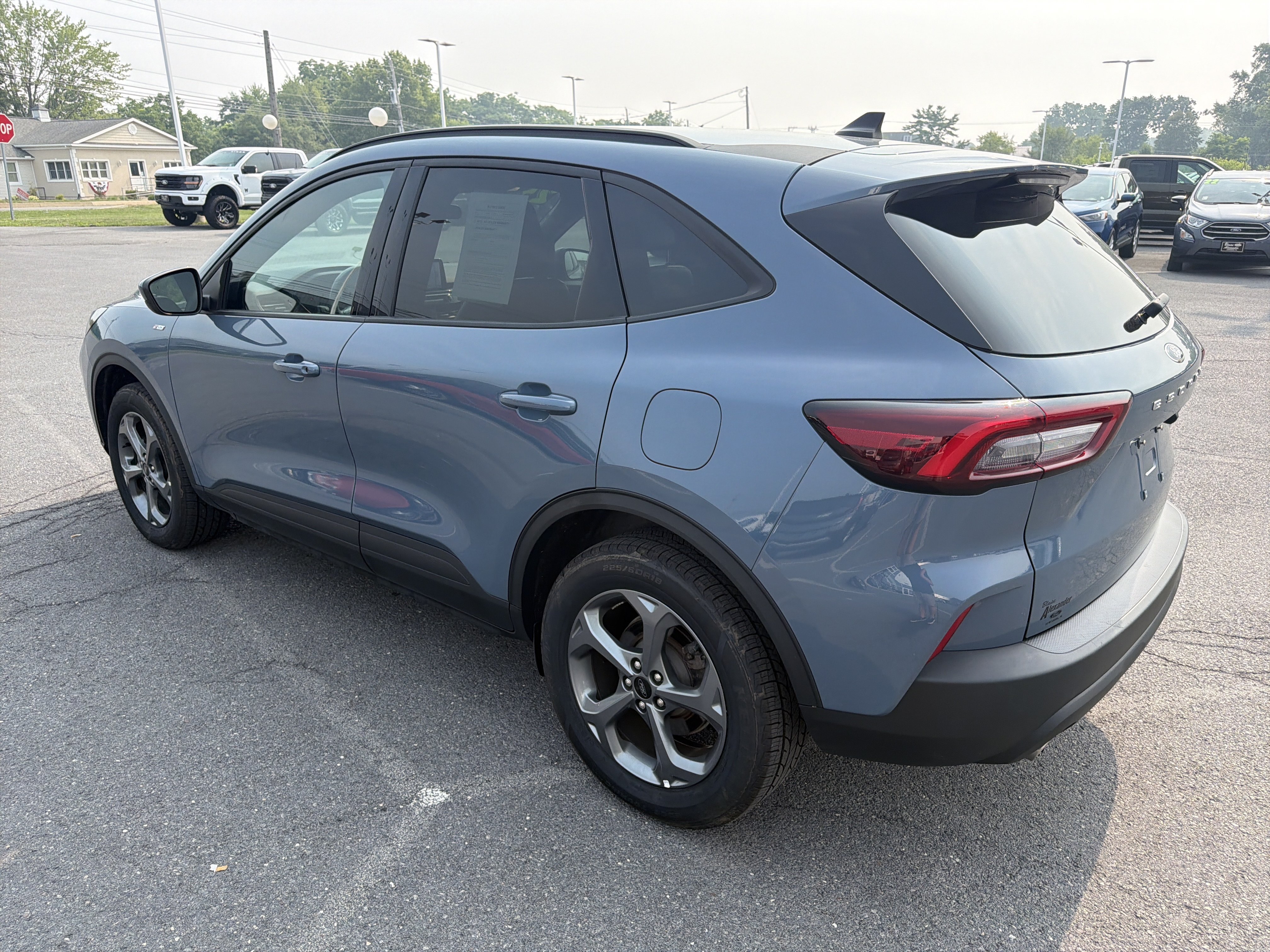 Certified 2025 Ford Escape ST-Line Select AWD/4WD image 7