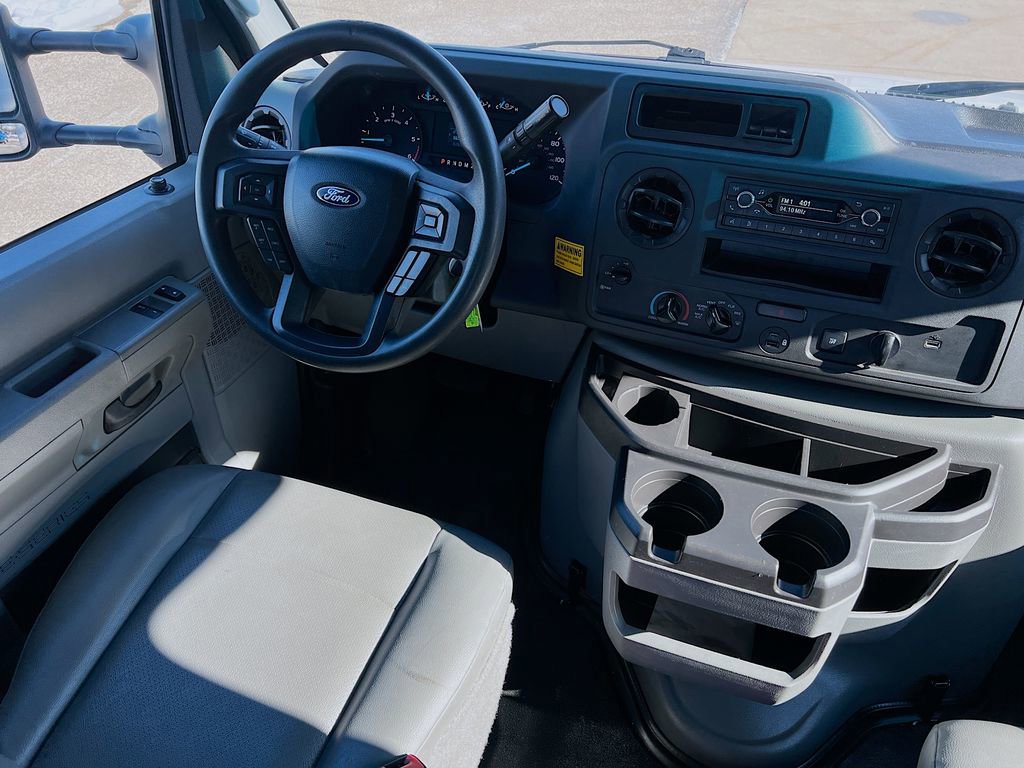 Certified 2024 Ford E-450 and Econoline 450 Super Duty w/ Power Windows & Locks Group image 22