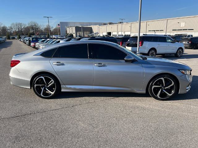 Used 2020 Honda Accord Sport image 2