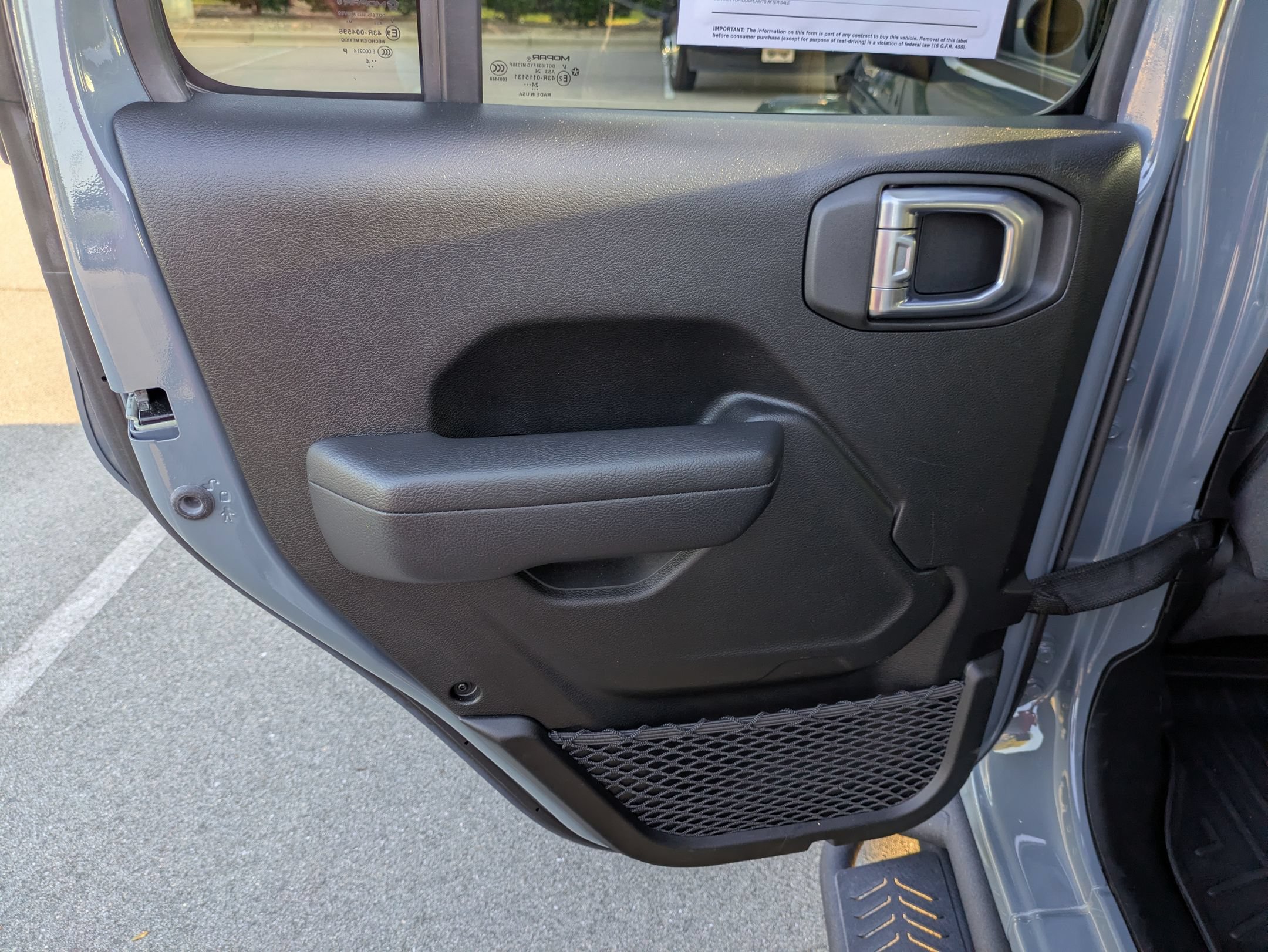 Used 2025 Jeep Gladiator Sport AWD/4WD image 29