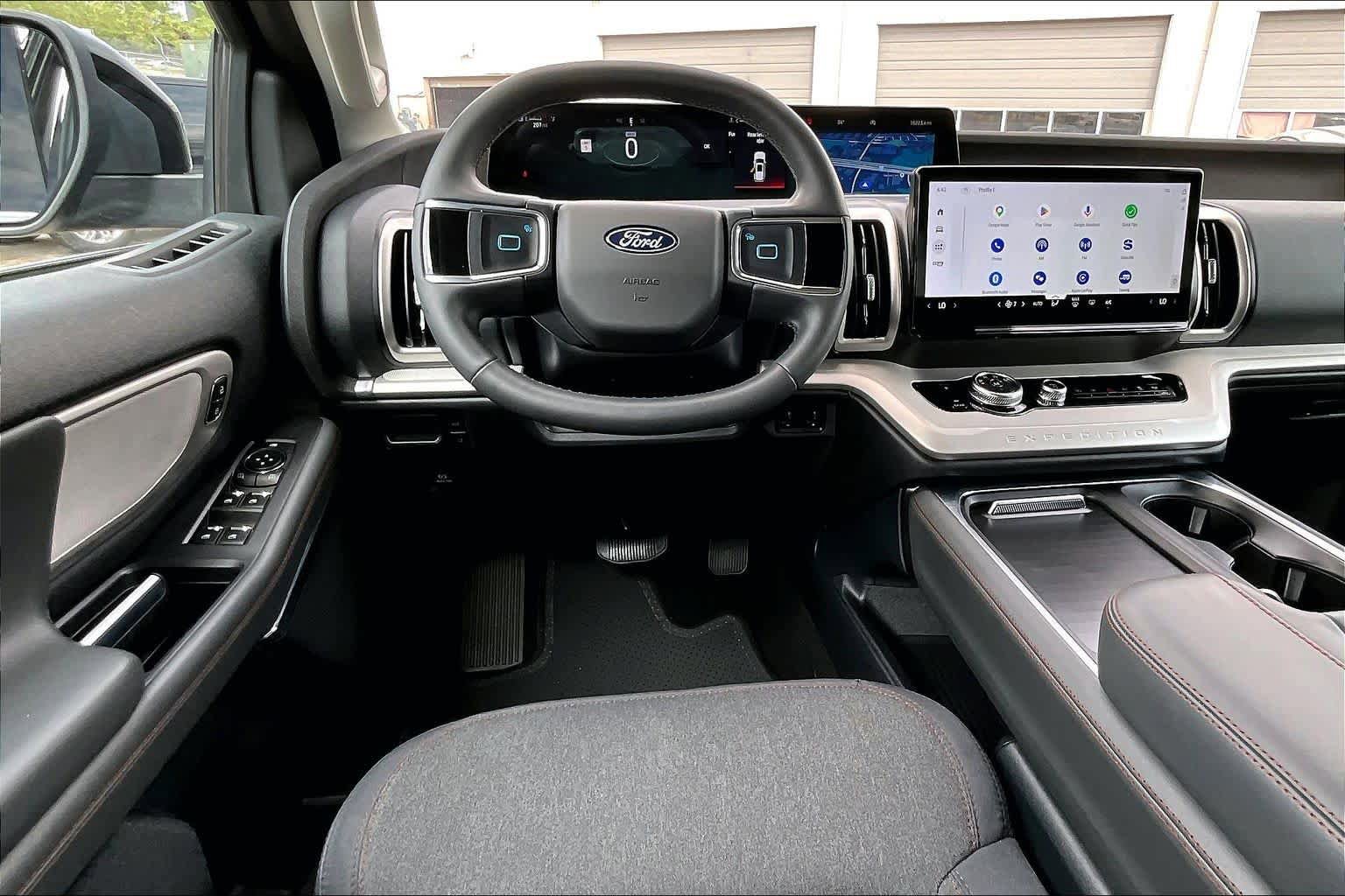 Certified 2025 Ford Expedition Active RWD image 6