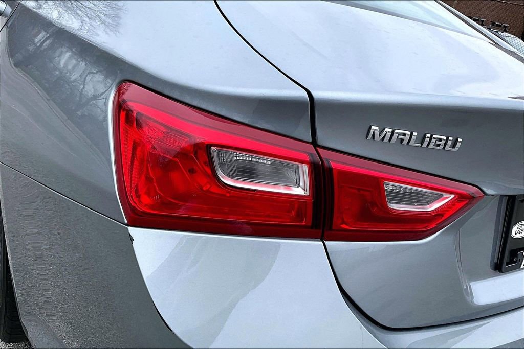 Used 2023 Chevrolet Malibu LT FWD image 29