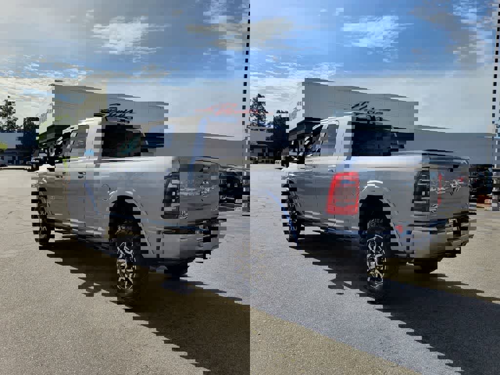 Used 2023 RAM 3500 Limited image 3