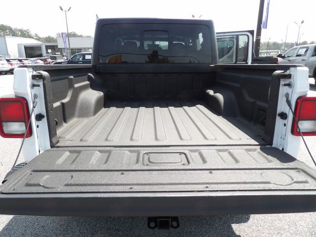 Used 2023 Jeep Gladiator Rubicon w/ Cold Weather Group AWD/4WD image 11